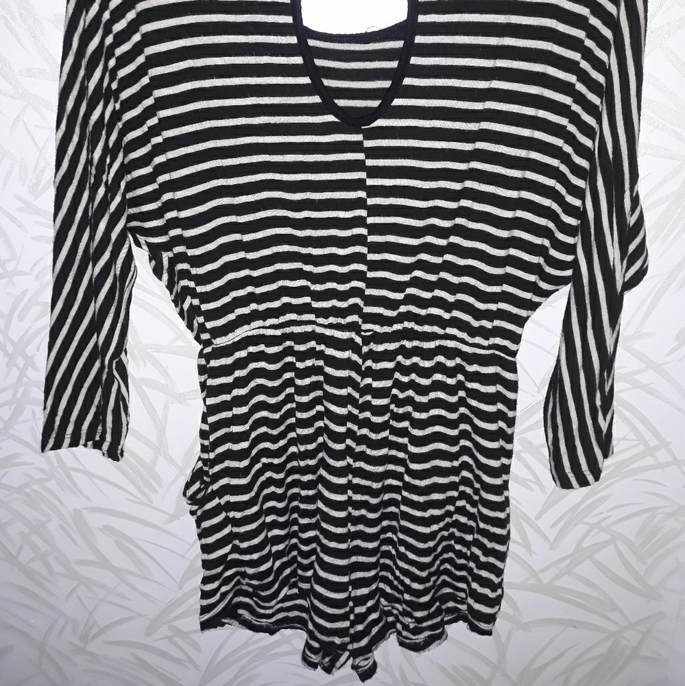 Striped Romper - Picture 2 of 3